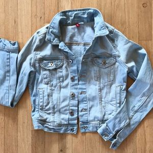 Light Cropped Jean Jacket